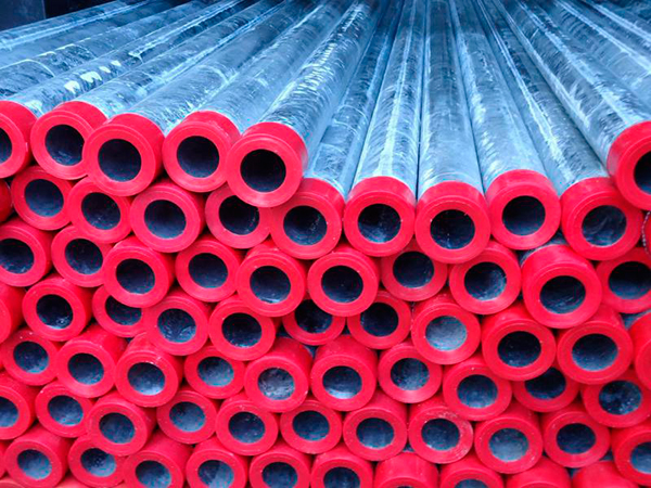 TUBOS GALVANIZADOS À FOGO